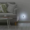 Hama 00223498 Lampa nocna LED z gniazdem, 2 wyjściami USB, czujnikiem ruchu i światła