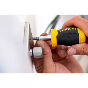Śrubokręt Stanley Stubby Multibit Ratcheting 0-66-358