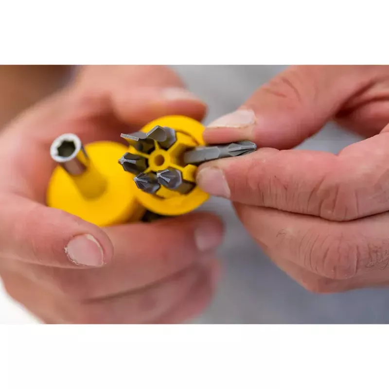 Śrubokręt Stanley Stubby Multibit Ratcheting 0-66-358