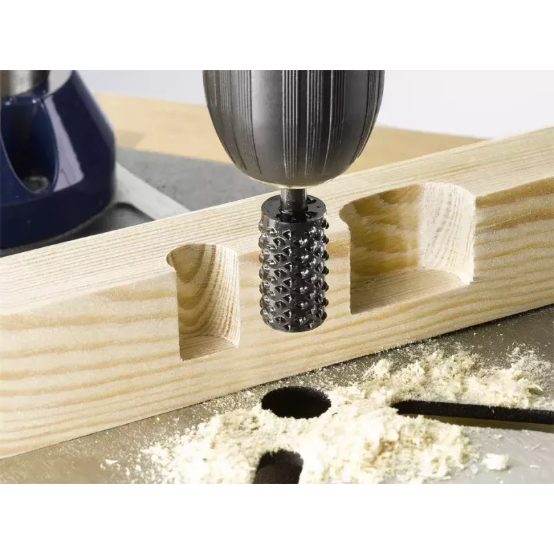 Frez grawerski KWB 494500 z trzpieniem 6 mm do drewna