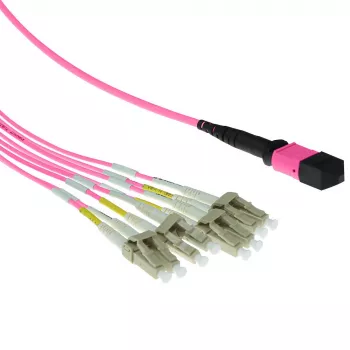 ACT 2-metrowy wielomodowy kabel krosowy światłowodowy 50/125 OM4 typu fanout 1x MTP (żeński) - 4x LC duplex (8 włókien)