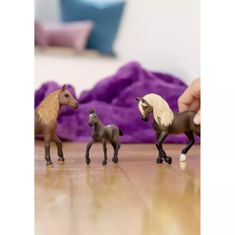 Figurka konia Schleich Ogier Peruvian Paso model 13952, dla dzieci od 5 lat, beżowo-brązowa