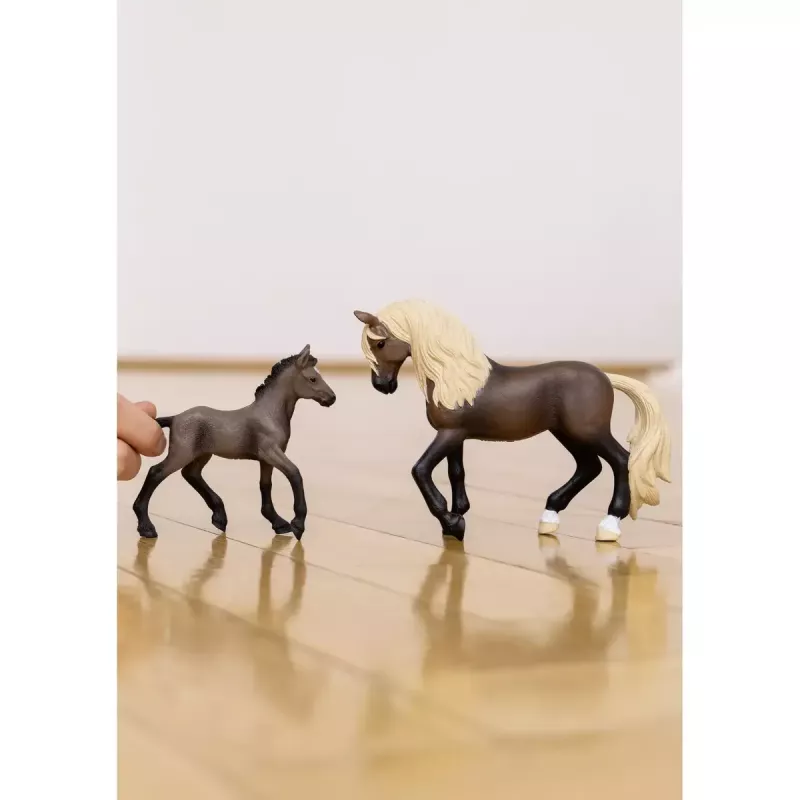 Figurka konia Schleich Ogier Peruvian Paso model 13952, dla dzieci od 5 lat, beżowo-brązowa