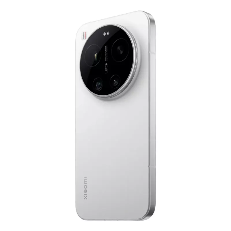 Smartfon Xiaomi 17 Ultra — 6,9 cala (17,5 cm) 2656×1220, Snapdragon 8 Elite Gen 5, 16 GB RAM, 512 GB, 6000 mAh, Biały