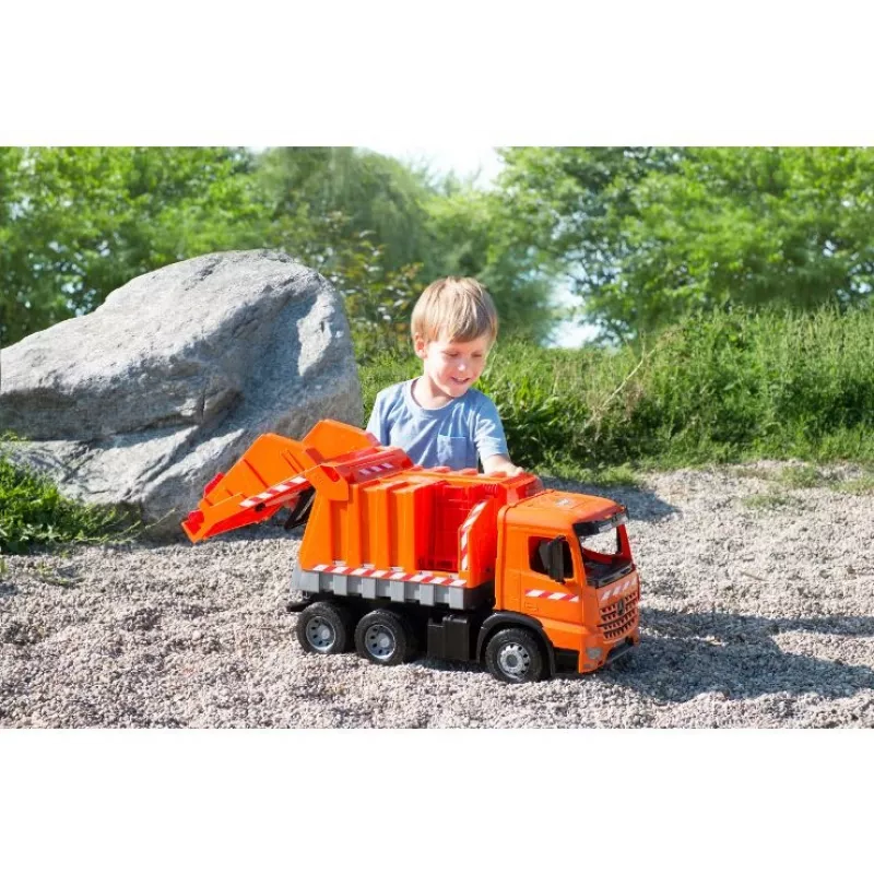 Ciężarówka Lena GIGA TRUCKS