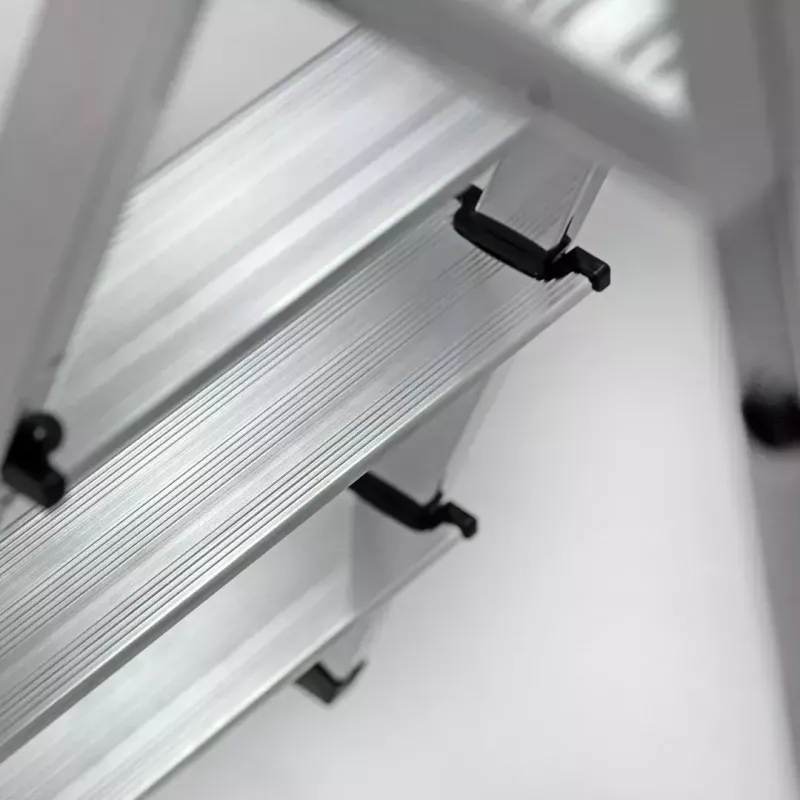 Aluminiowa drabina składana Krause Corda 5-stopniowa, maksymalna wysokość 300 cm, obciążenie 150 kg, 4,1 kg