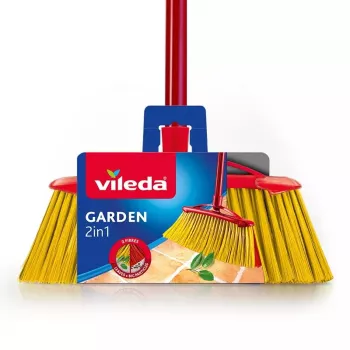 Outdoor broom VILEDA model 128763, hard bristle, technopolymer, czerwony
