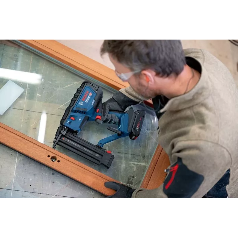 Bosch GNH 18V-50 M Professional Gwoździarka Akumulatorowa