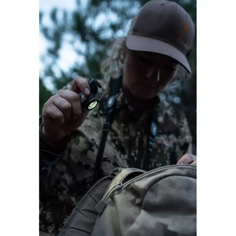 Latarka ręczna Ledlenser MH8 Czarna