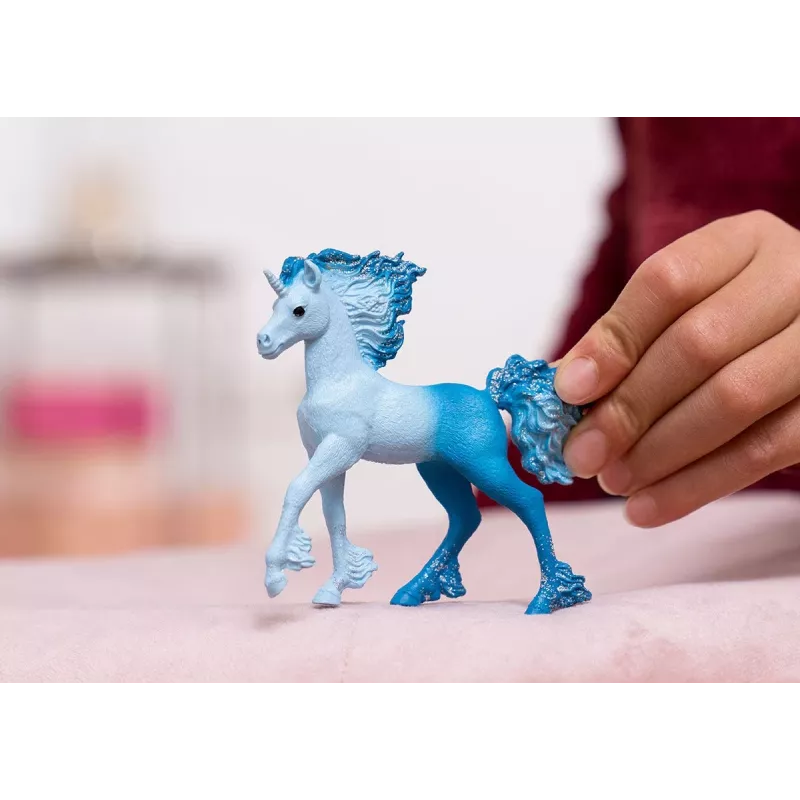 Schleich BAYALA Elementa Wodne Płomienie Źrebię Jednorożca figurka, niebieski, dla dzieci od 5 lat