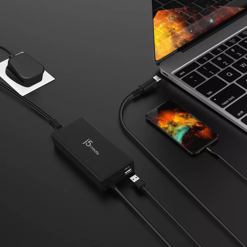 j5create JUP2290C-FN 100W PD USB-C® Super Ładowarka - UK, Czarna, w zestawie kabel 1,2 m