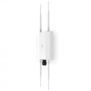 Punkt dostępowy bezprzewodowy EnGenius Fit6 2×2 Outdoor — dwuzakresowy 2,4/5 GHz, 1774 Mbps, PoE, LAN 2,5GbE, 4 anteny, biały