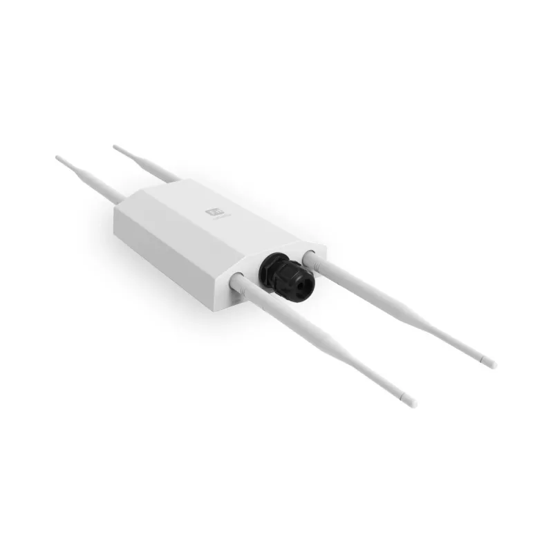 Punkt dostępowy bezprzewodowy EnGenius Fit6 2×2 Outdoor — dwuzakresowy 2,4/5 GHz, 1774 Mbps, PoE, LAN 2,5GbE, 4 anteny, biały