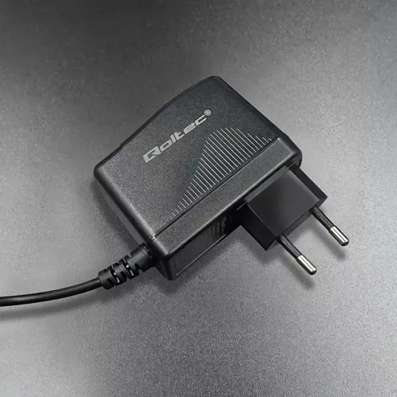 Ładowarka do urządzeń mobilnych Qoltec 52397 Uniwersalna Czarny AC Wewnętrzna 2A 220-240V