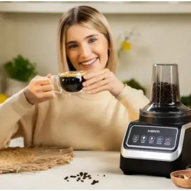 Robot kuchenny MPM MRK-27 2000W — wielofunkcyjne urządzenie kuchenne z silnikiem 2000 W