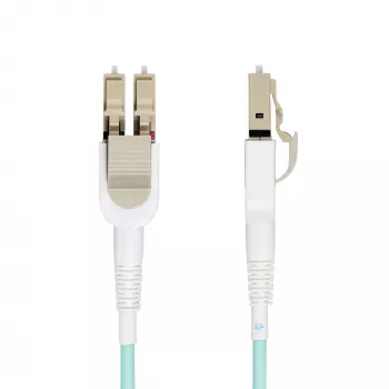StarTech.com 5m (16.4ft) LC na LC (UPC) OM4 przełączany kabel światłowodowy 50/125µm, 100G, beznarzędziowa zmiana polaryzacji, niskie tłumienie wtrąceniowe - LSZH kabel krosowy światłowodowy