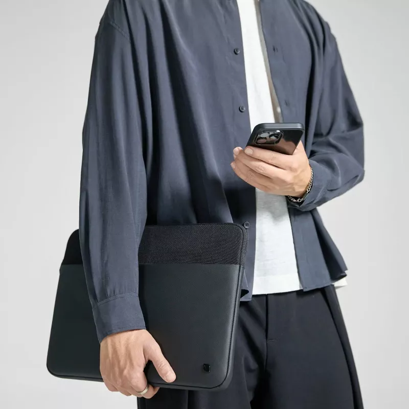 Incase A.R.C. Sleeve With ReSpun 100% Recycled Polyester dla laptopa 14 cali (M1-M4, 2021-2024)