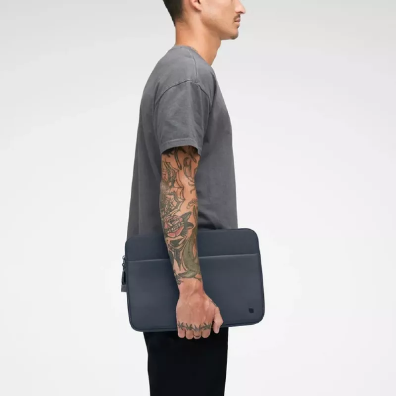 Incase A.R.C. Sleeve With ReSpun 100% Recycled Polyester dla laptopa 14 cali (M1-M4, 2021-2024)