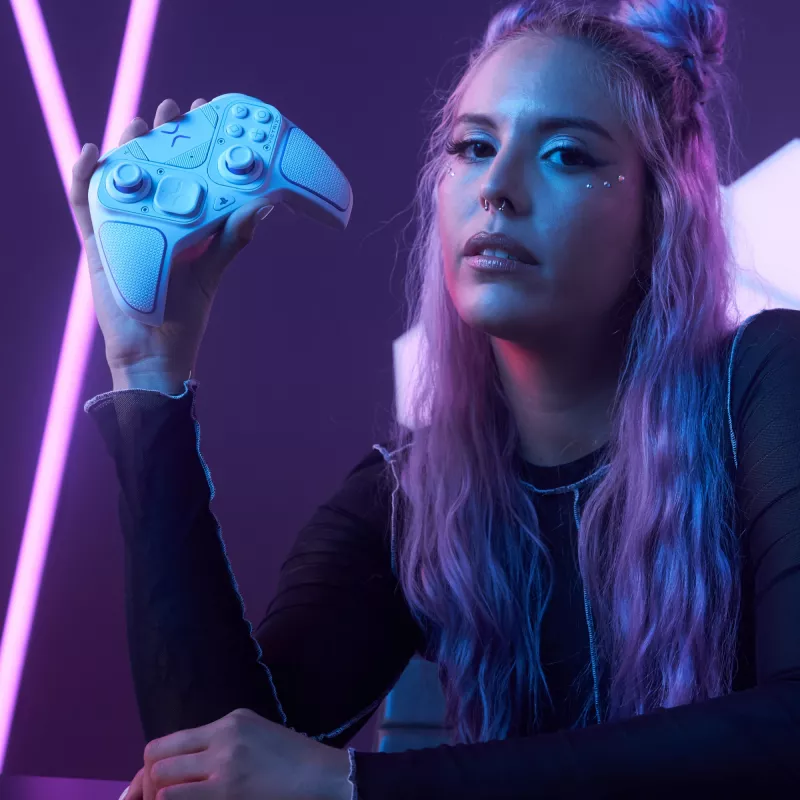 Gamepad VICTRIX 052-002-WH przewodowy i bezprzewodowy RF/USB, USB-C, 2000mAh, PC/PS4/PS5, fioletowy/biały