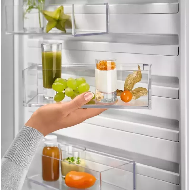 Electrolux LNC7ME32X3 wolnostojąca 330 l stal nierdzewna