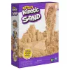 Kinetic Sand, 5,5 funta (2,5 kg) naturalny brązowy piasek do zabawy dla dzieci, do prac plastycznych i rękodzieła, piaskownicy, Amazon Exclusive (opakowanie może się różnić), formowalne zabawki sensoryczne, od 3 lat