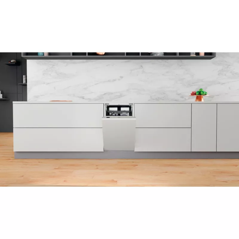 Whirlpool WSIC 3M27 C W pełni zintegrowana 10 kompletów