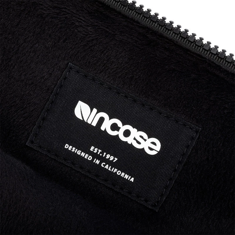 Incase Compact Sleeve z Woolenex na 14-calowego MacBooka Pro (M1-M4, 2021-2024)