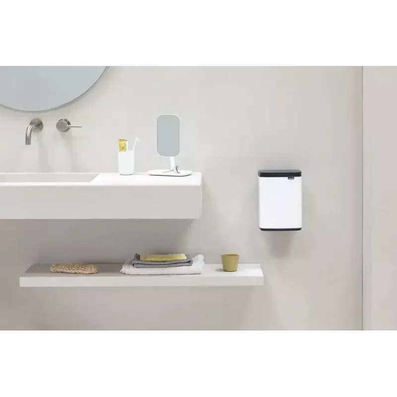Kosz na śmieci Brabantia Bo 4 L prostokątny stalowy czarno-biały