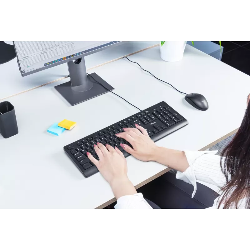 Klawiatura Trust TK-150 Uniwersalna USB QWERTY Czarna