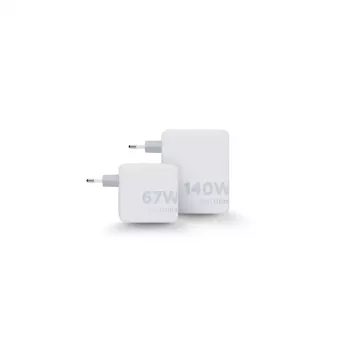 Przenośna ładowarka podróżna GaN 140W Xtorm XVC2140 z 3 portami USB-C PD i kablem USB-C 2 m, biała