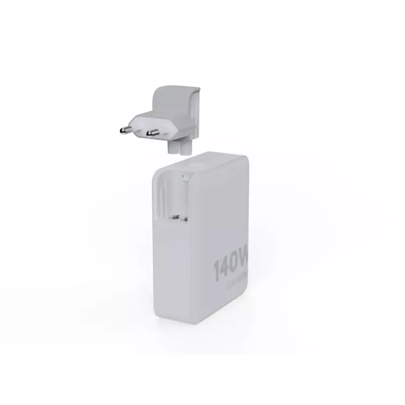 Przenośna ładowarka podróżna GaN 140W Xtorm XVC2140 z 3 portami USB-C PD i kablem USB-C 2 m, biała