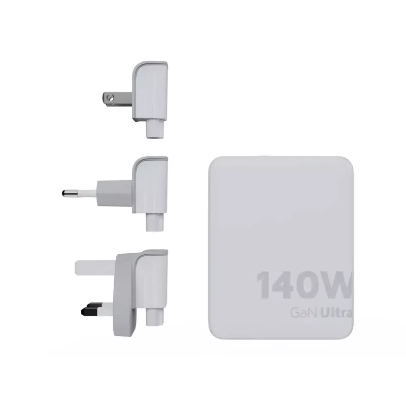 Przenośna ładowarka podróżna GaN 140W Xtorm XVC2140 z 3 portami USB-C PD i kablem USB-C 2 m, biała