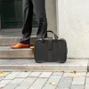Torba na laptopa R-Go Viva, skóra licowa, z wbudowaną podstawką pod laptopa, paskiem na ramię, 15.6 cala, czarna