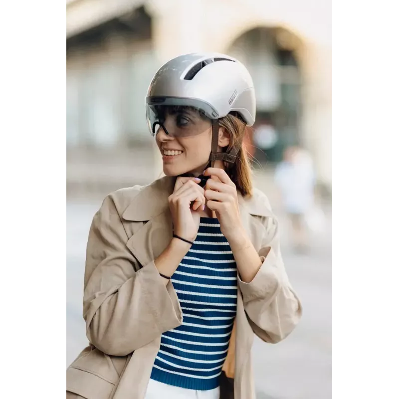 Kask rowerowy HJC CALIDO PLUS L, Pearl szaryish srebrny, in-mold, 58–63 cm, 350 g, magnetyczny daszek