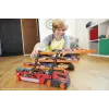 Hot Wheels City Mega Hauler z miejscem do przechowywania do 50 samochodzików w skali 1:64 dla dzieci od 3 lat