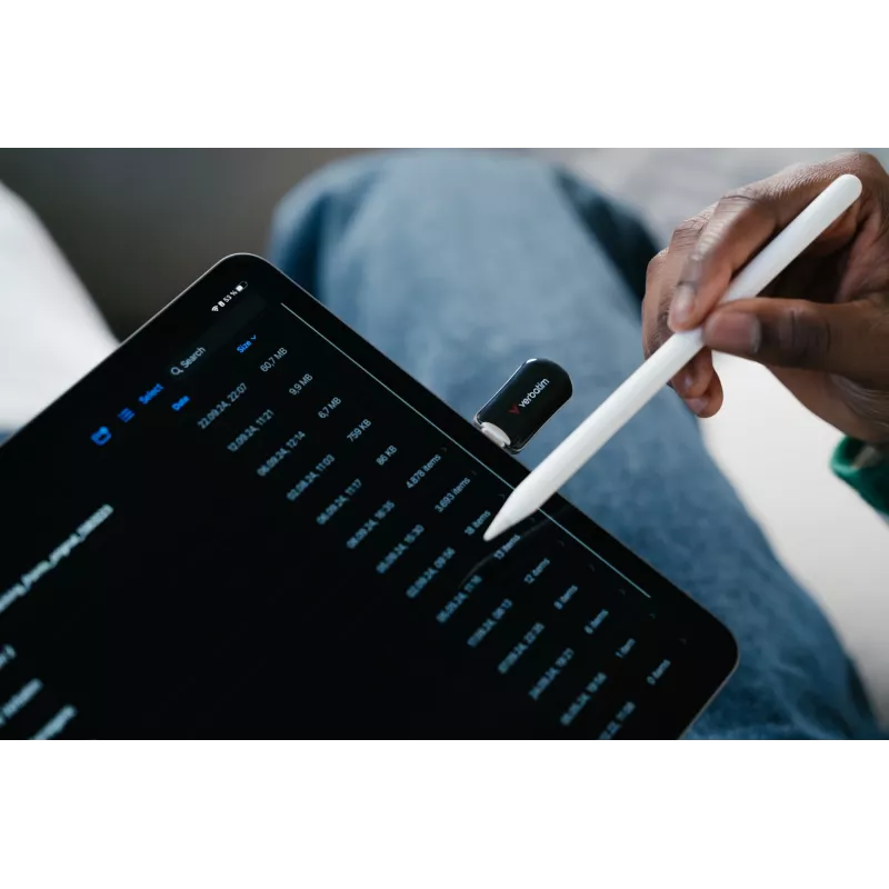 Verbatim Plectra USB-C Flash Drive Czarny 128GB, 128 GB, USB Type-C, 3.2 Gen 1 (3.1 Gen 1), 100 MB/s, Capless, Czarny