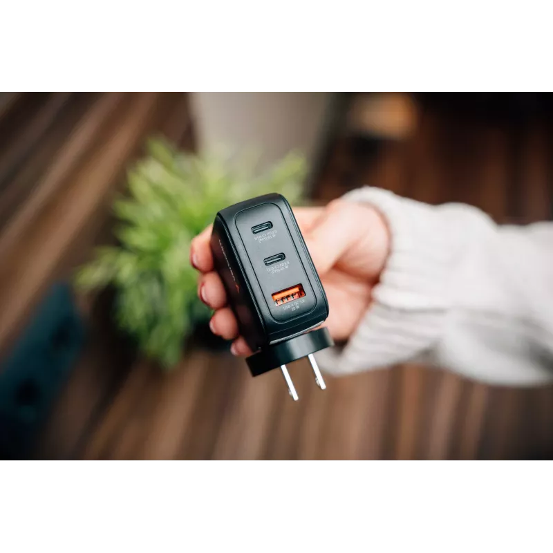 Verbatim Mini GaN Charger 65W z Wyświetlaczem, Indoor, AC, 20 V, Czarny