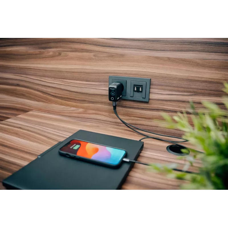Verbatim Mini GaN Charger 65W z Wyświetlaczem, Indoor, AC, 20 V, Czarny