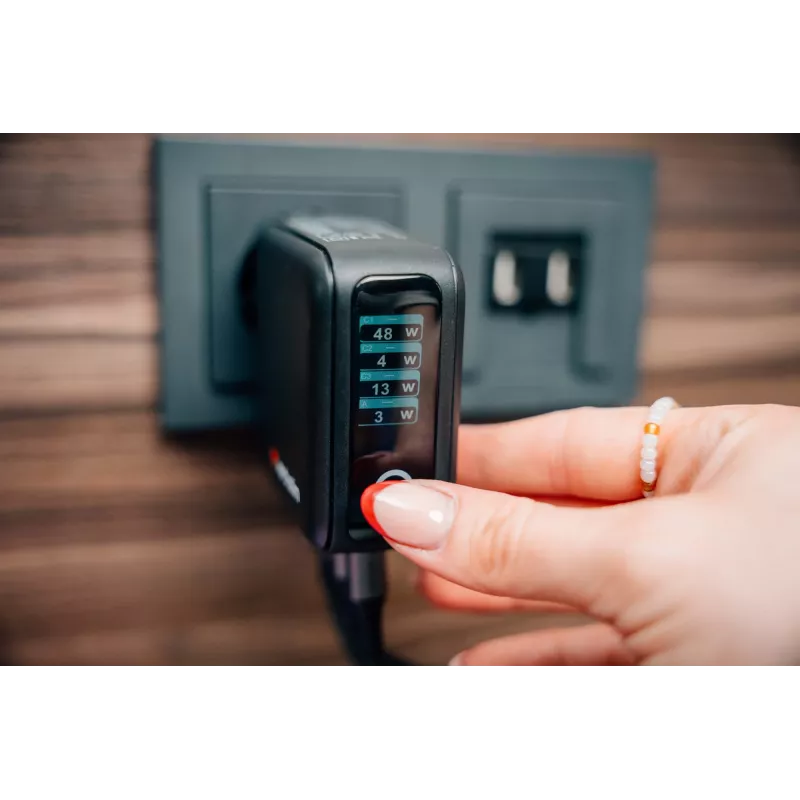 Verbatim Mini GaN Charger 140W z Wyświetlaczem, Wewnętrzna, AC, 28 V, Czarny
