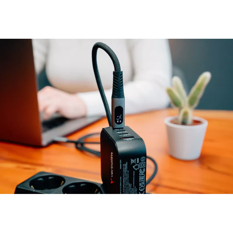 Verbatim Sync & Charge USB C do USB C 240W 40 Gbps Wyświetlacz 120 cm