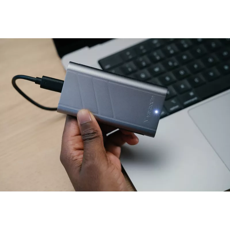 Verbatim TurboMetal SSD USB4 1TB USB Type-C USB4 Gen 2x2 Srebrny