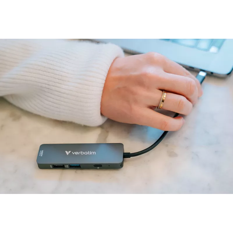 Verbatim USB-C Essentials Multiport Hub 4 porty: HDMI, USB-C PD, USB-A 3.2 Gen 1, USB-A