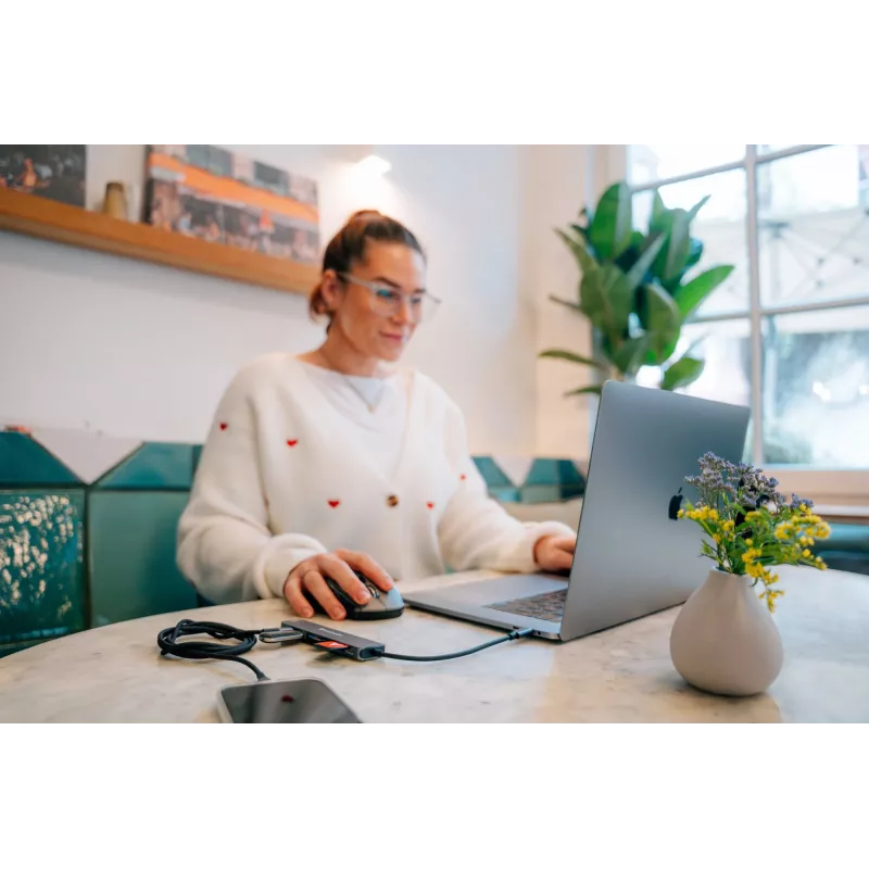 Verbatim USB-C Essentials Multiport Hub 7 portów: HDMI, USB-C, USB-C 3.2 Gen 1, 2 x USB-A 3.2 Gen 1, SD i microSD