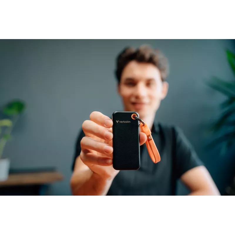 Verbatim Pocket SSD USB 3.2 Gen 2 1TB Czarny/Pomarańczowy, 1 TB, USB Type-C, 3.2 Gen 2 (3.1 Gen 2), 1000 MB/s, 10 Gbit/s, Czarny, Pomarańczowy