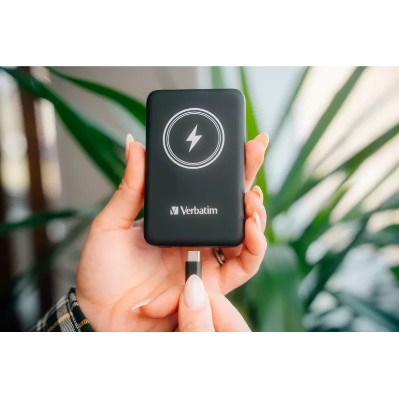 Powerbank VERBATIM Charge AnA Go 5000mAh magnetyczny bezprzewodowy, czarny