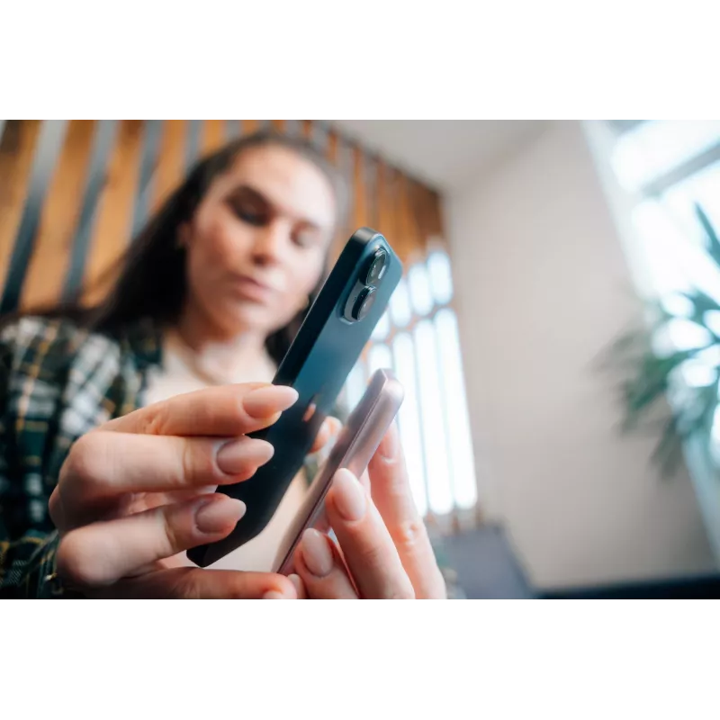 Verbatim Charge 'n' Go Magnetic Wireless Power Bank 5000mAh Różowy