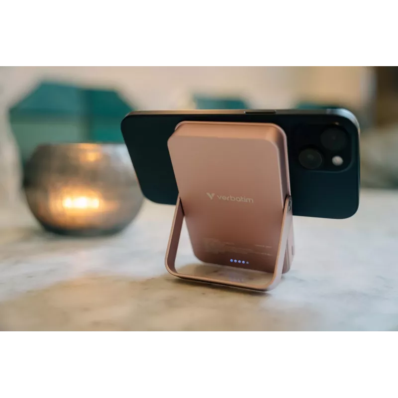 Verbatim Charge 'n' Go Magnetic Wireless Power Bank z podstawką – 10000 mAh, czarny