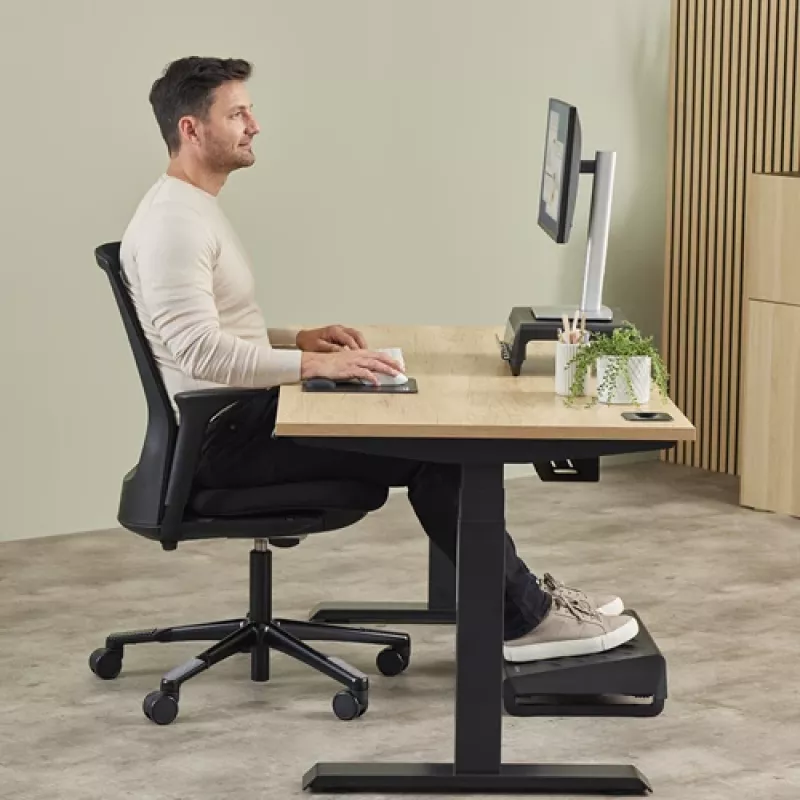Podkładka pod nadgarstek do klawiatury Fellowes Breyta Compact, wsparcie nadgarstka z ochroną antybakteryjną, ergonomiczne wsparcie nadgarstka, czarna