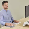 Podkładka pod nadgarstek do klawiatury Fellowes Breyta Compact — Ergonomiczna podpórka z ochroną antybakteryjną, szara