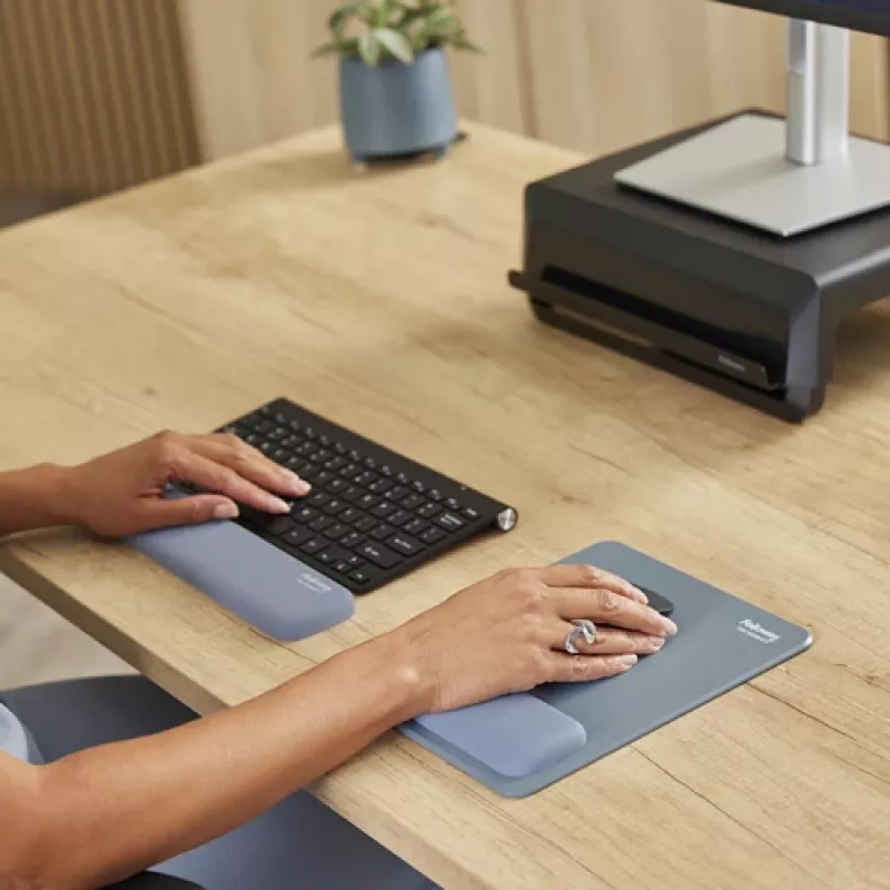 Podkładka pod nadgarstek do klawiatury Fellowes Breyta Compact z antybakteryjnym wsparciem nadgarstka Ergonomiczna podpórka pod nadgarstek Marine